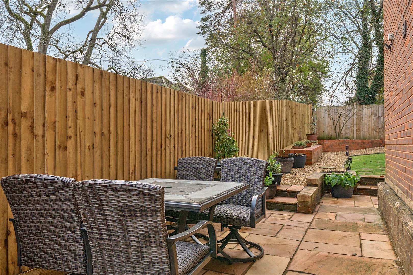 Mulberry Close, Chippenham